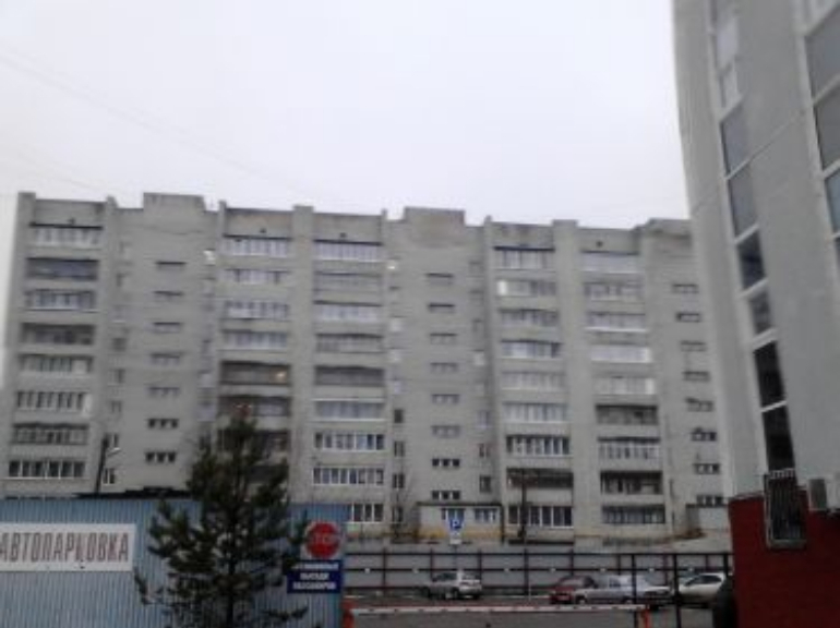 квартира г Смоленск р-н Промышленный ул Рыленкова д. 44  ост.  Киселевский рынок фото 3