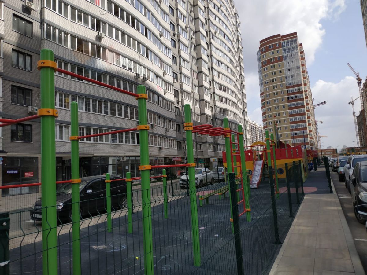 квартира г Краснодар мкр им Петра Метальникова ул им. Евгении Жигуленко 25/2 фото 2