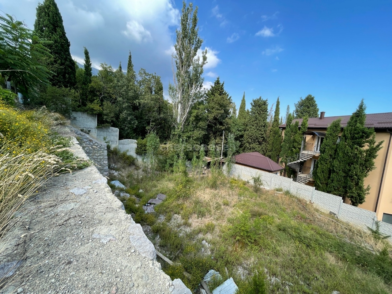 рекреационный центр златоуст. алушта улица виноградная. рекреационный комплекс по адресу: г. дворцовое шоссе алупка. дворцовое шоссе, 4.