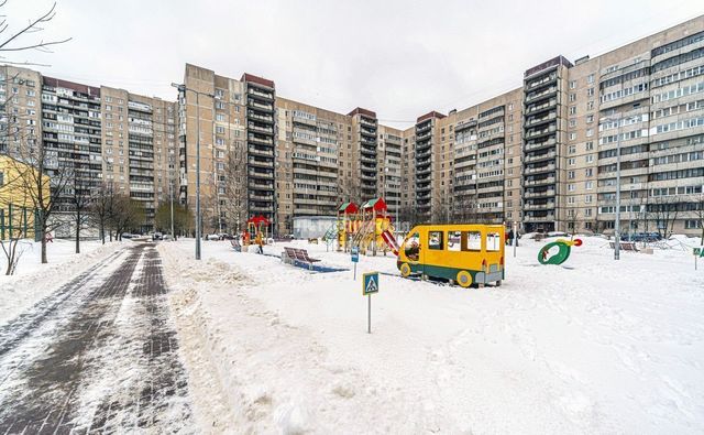 г Санкт-Петербург метро Удельная ул Вербная 20/2 фото