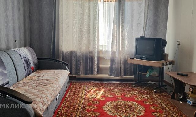 комната Зелёный посёлок ул Пугачева 16 фото