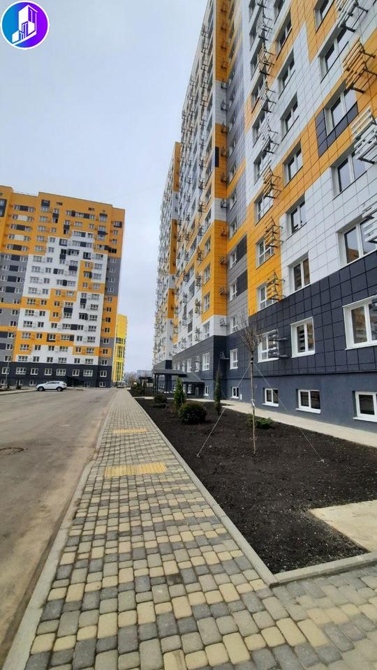 квартира г Краснодар ул им. 75-летия Победы 26 фото 1