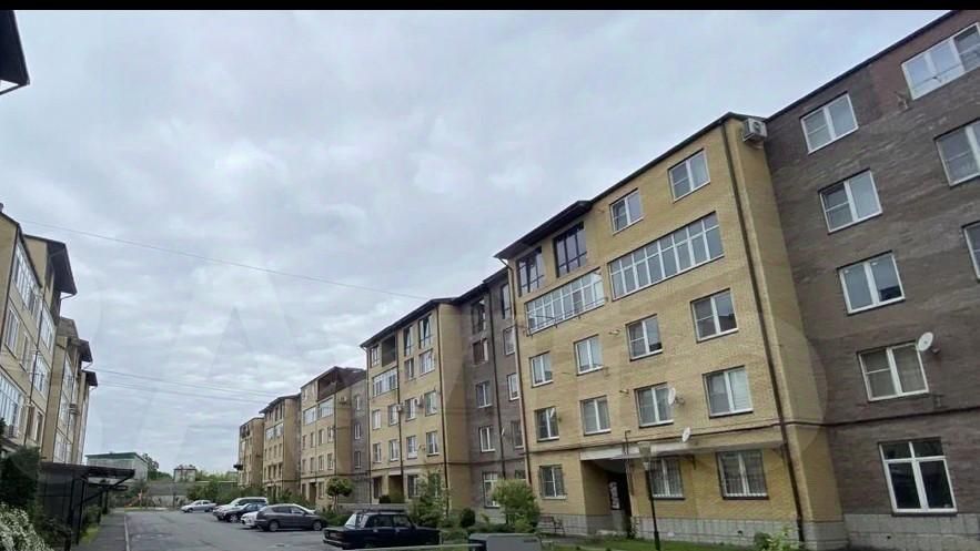 квартира г Владикавказ р-н Затеречный ул Гадиева 56 фото 9