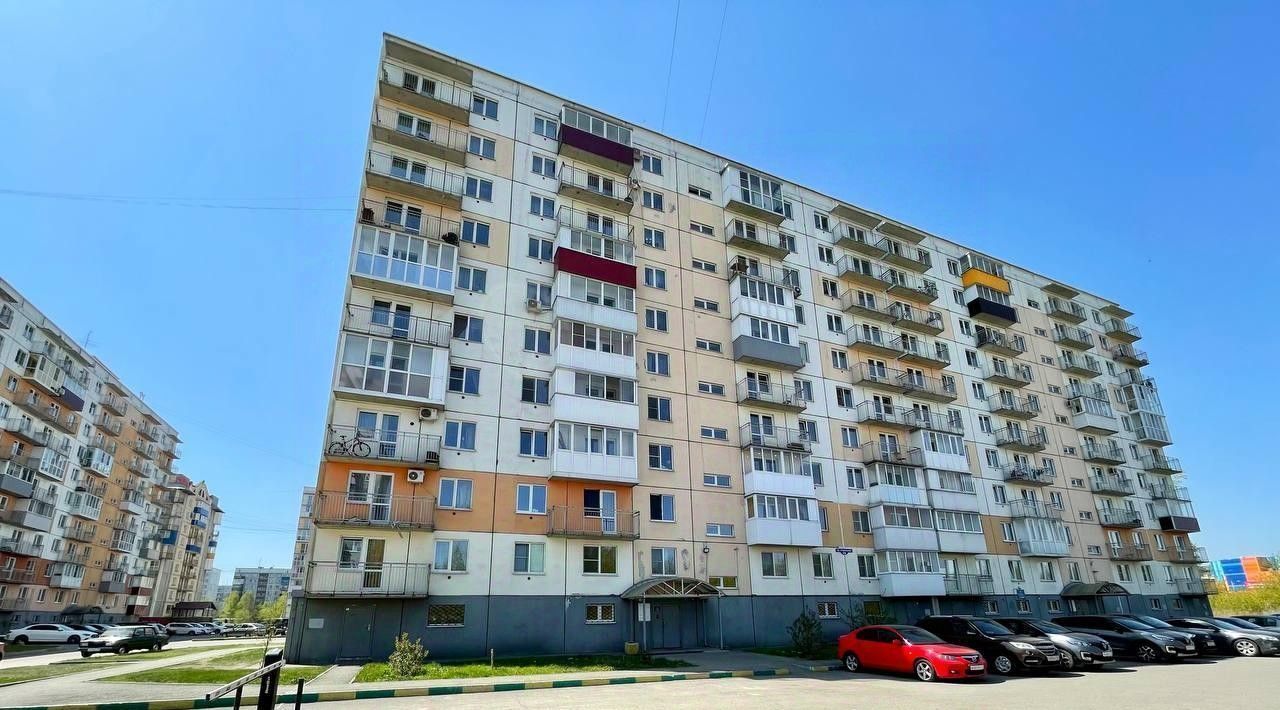 квартира г Новокузнецк р-н Центральный пр-кт Строителей 90б фото 8