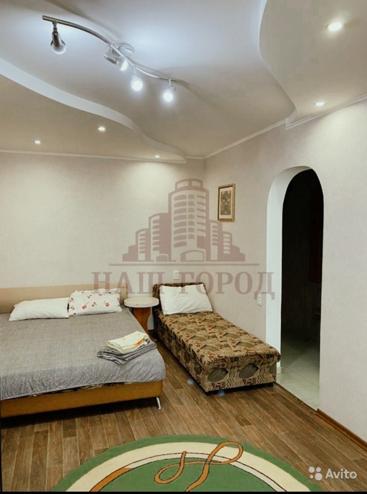 квартира г Феодосия ул Советская 13 фото 2
