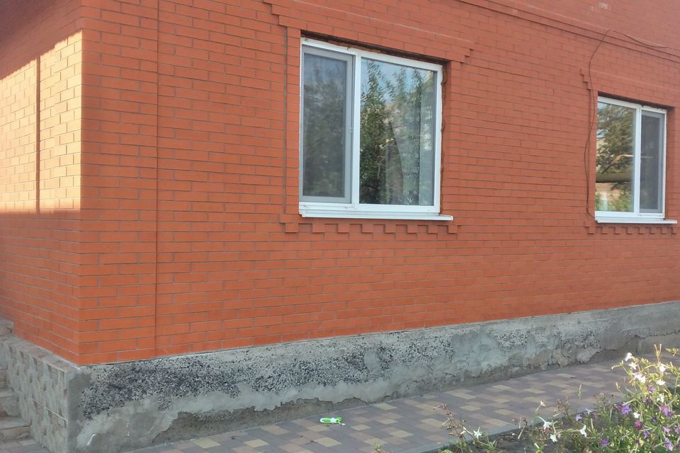 дом г Новошахтинск ул Гуковская 6 городской округ Новошахтинск фото 1