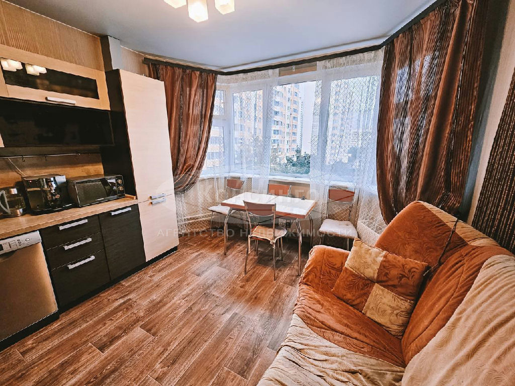 квартира г Москва метро Люблино ул Маршала Кожедуба 2к/1 фото 2